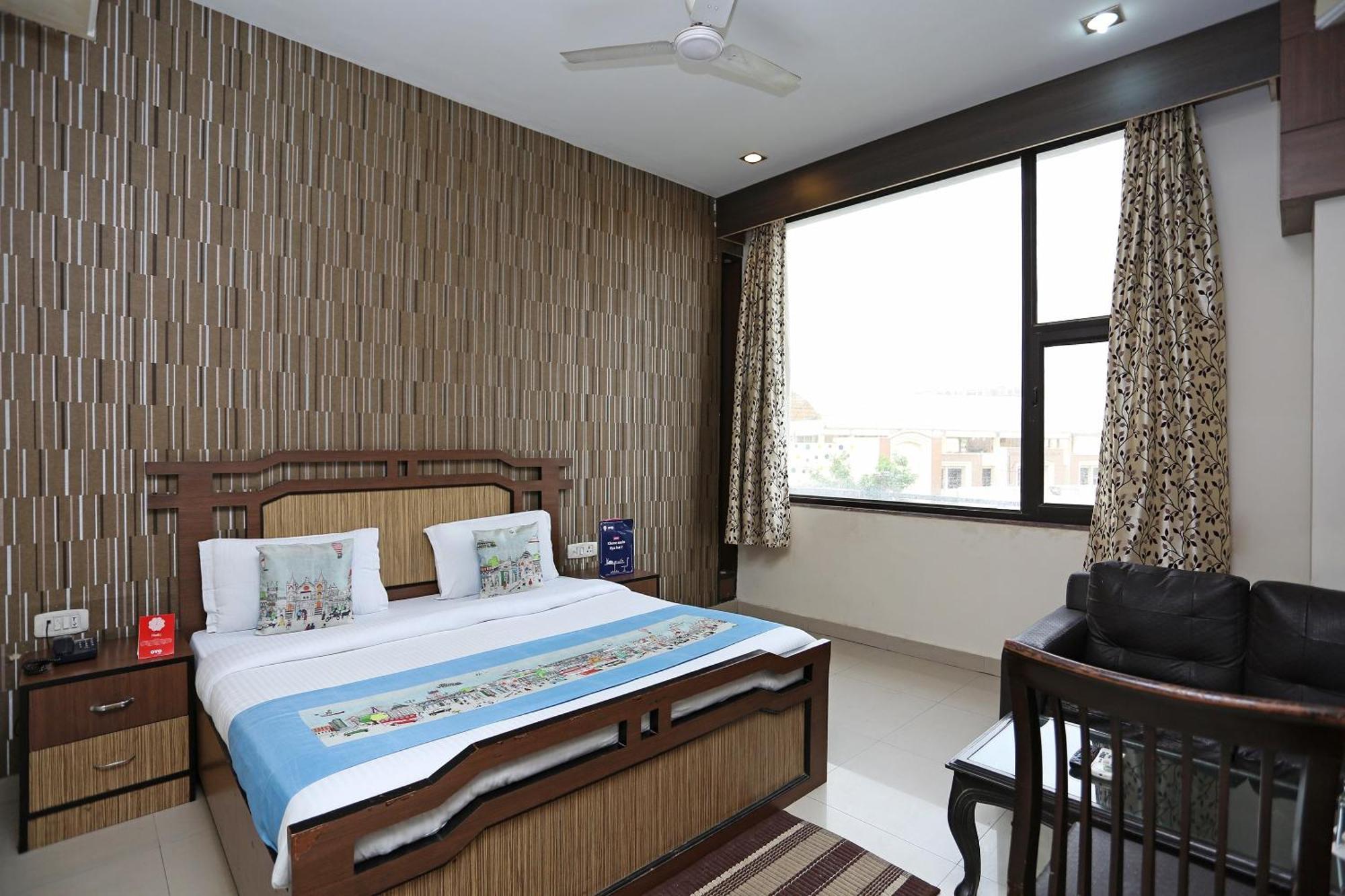 Hotel O Mukut Regency Ghaziabad Esterno foto