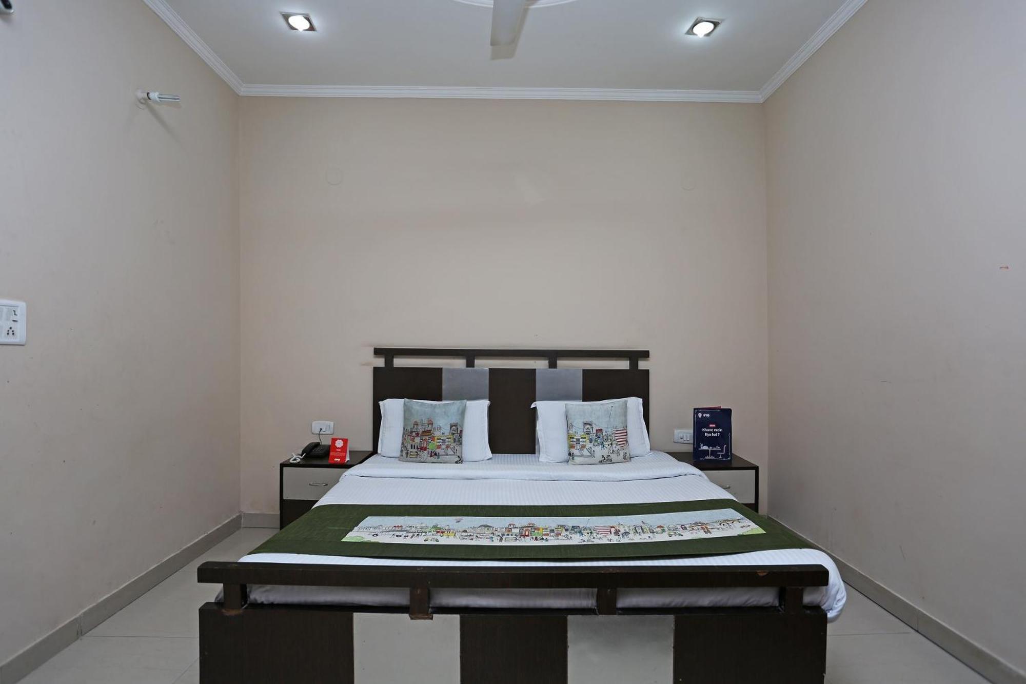 Hotel O Mukut Regency Ghaziabad Esterno foto